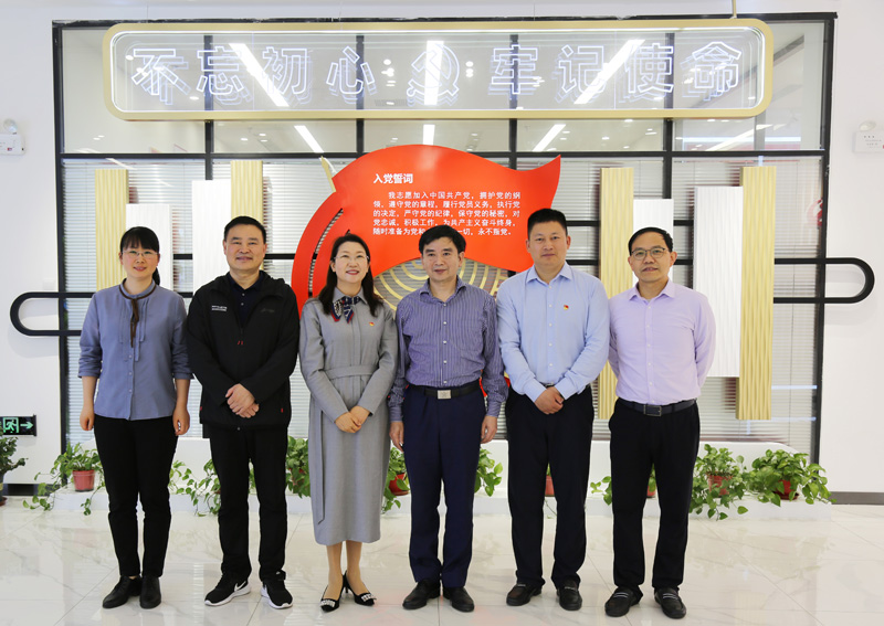 市委統(tǒng)戰(zhàn)部王華臣副部長(zhǎng)來(lái)元琛科技調(diào)研指導(dǎo)