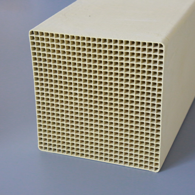 蜂窩式SCR脫硝催化劑小孔怎么清洗 蜂窩式SCR脫硝催化劑小孔怎么清洗